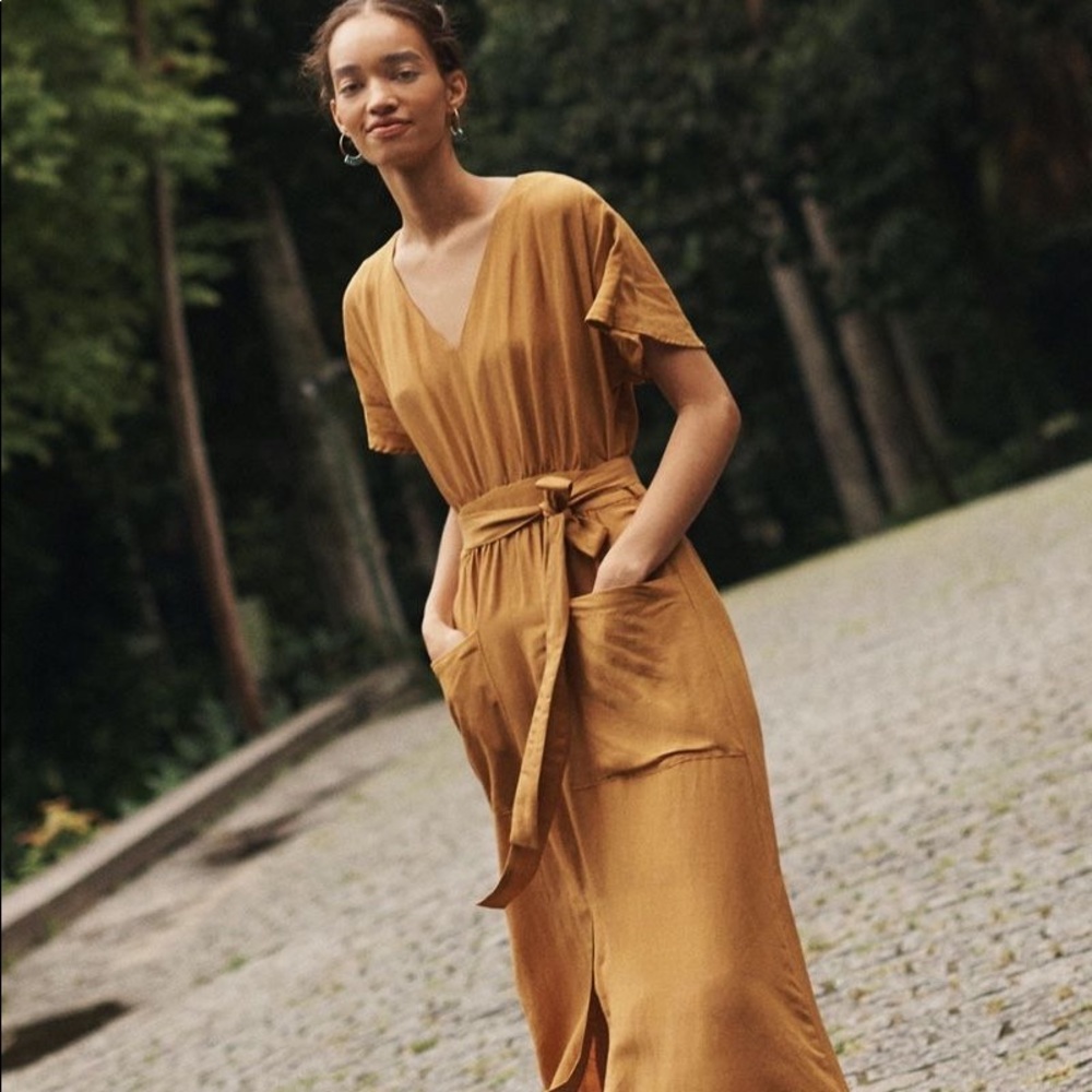 Linen-Blend Dolman-Sleeve Tie-Waist Midi Dress